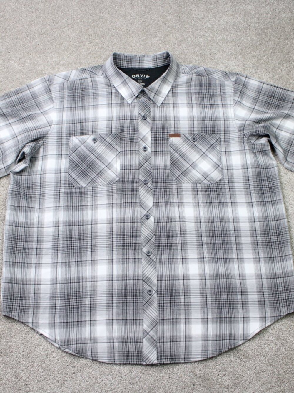 Orvis Shirt Mens 2XL XXL Black/White Plaid Tech Woven Performance Short Sleeve